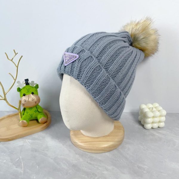 repliche,replica,perfette,siti di,affidabili,migliori siti,dove comprare,1:1,scarpe da ginnastica Ultimo cappello lavorato a maglia di lana di Prada