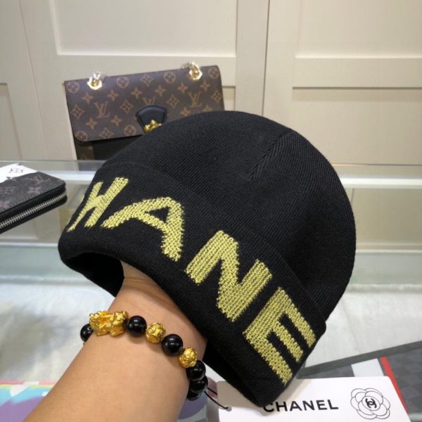 repliche,replica,perfette,siti di,affidabili,migliori siti,dove comprare,1:1,scarpe da ginnastica Cappello Chanel lavorato a maglia in lana cashmere doppio strato