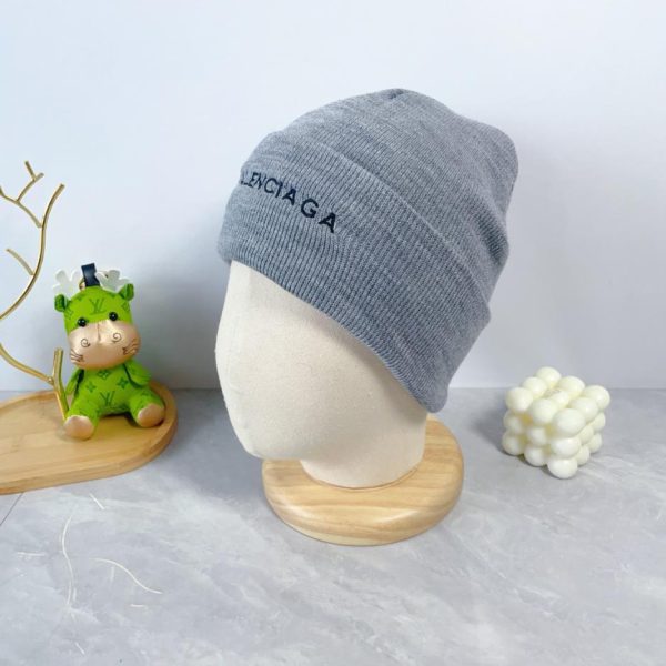 repliche,replica,perfette,siti di,affidabili,migliori siti,dove comprare,1:1,scarpe da ginnastica Cappello in lana Balenciaga autunno e inverno nuova lettera LOGO