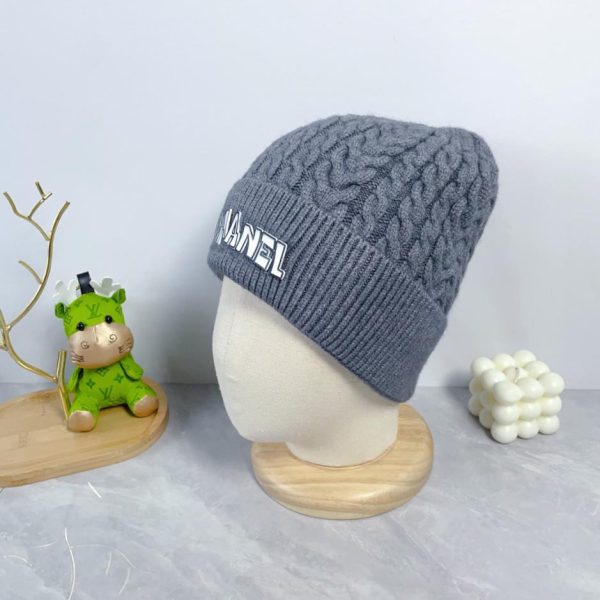repliche,replica,perfette,siti di,affidabili,migliori siti,dove comprare,1:1,scarpe da ginnastica Chanel nuovo cappello freddo autunno e inverno