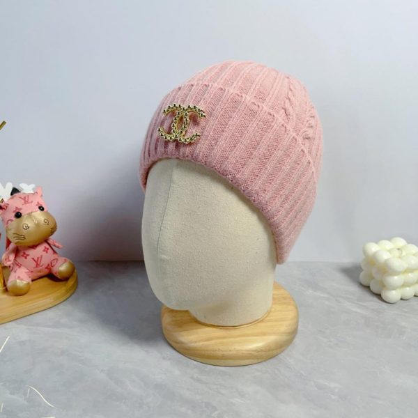 Cappello Chanel in lana autunnale e invernale