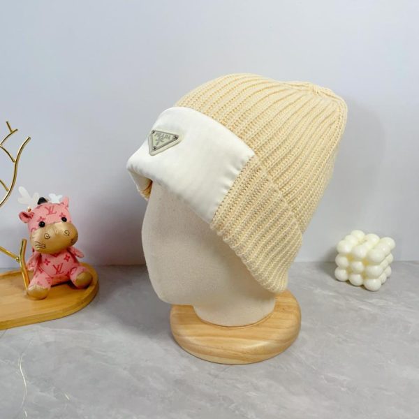 repliche,replica,perfette,siti di,affidabili,migliori siti,dove comprare,1:1,scarpe da ginnastica Cappello Prada lavorato a maglia per l’autunno e l’inverno