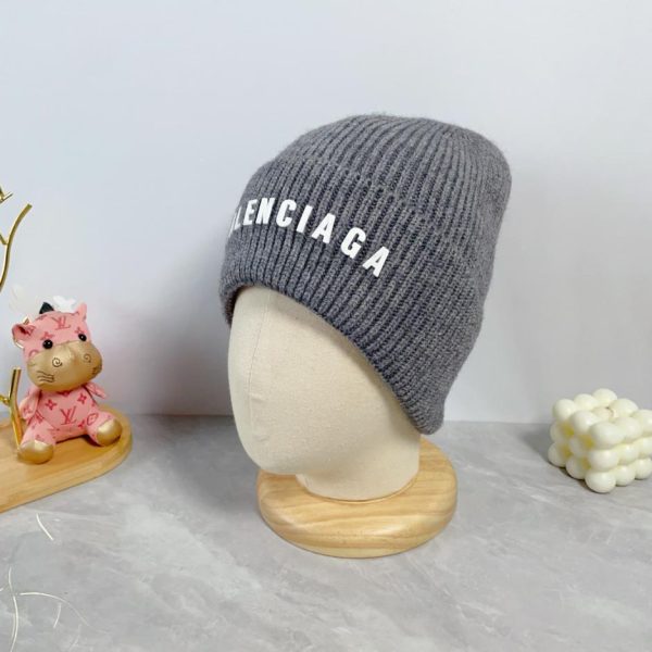 repliche,replica,perfette,siti di,affidabili,migliori siti,dove comprare,1:1,scarpe da ginnastica Cappello in lana Balenciaga autunno e inverno nuova lettera LOGO
