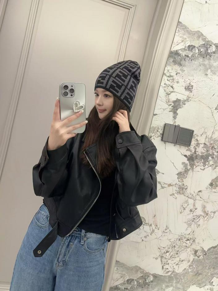 repliche,replica,perfette,siti di,affidabili,migliori siti,dove comprare,1:1,scarpe da ginnastica Cappello in maglia Fendi per uomo e donna repliche,replica,perfette,siti di,affidabili,migliori siti,dove comprare,1:1,scarpe da ginnastica Cappello in maglia Fendi per uomo e donna