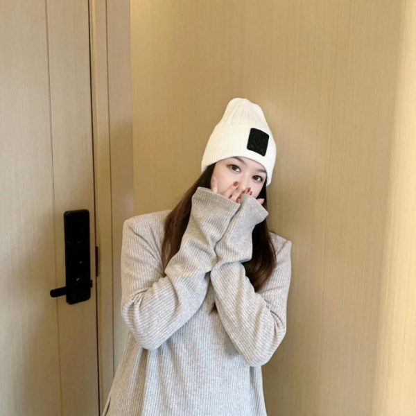 repliche,replica,perfette,siti di,affidabili,migliori siti,dove comprare,1:1,scarpe da ginnastica Cappello classico lavorato a maglia LOEWE