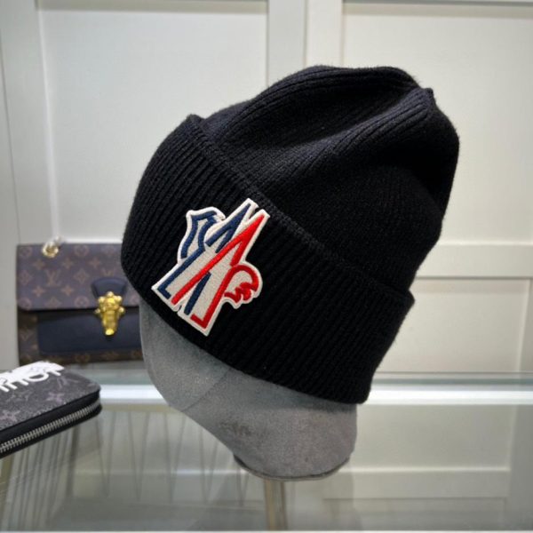 repliche,replica,perfette,siti di,affidabili,migliori siti,dove comprare,1:1,scarpe da ginnastica Berretto MONCLER in maglia