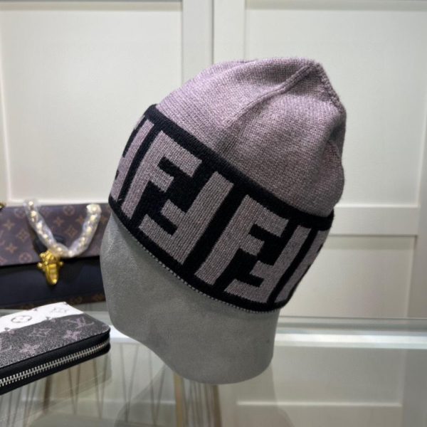 repliche,replica,perfette,siti di,affidabili,migliori siti,dove comprare,1:1,scarpe da ginnastica Cappello in maglia Fendi per uomo e donna