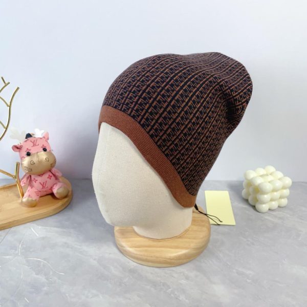 repliche,replica,perfette,siti di,affidabili,migliori siti,dove comprare,1:1,scarpe da ginnastica L’ultimo cappello in maglia di lana di Fendi, unisex