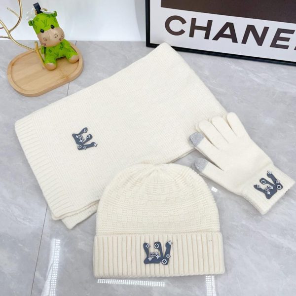 Set tre pezzi con sciarpa, cappello e guanti Louis Vuitton