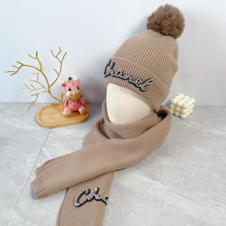 repliche,replica,perfette,siti di,affidabili,migliori siti,dove comprare,1:1,scarpe da ginnastica Cappello due pezzi Chanel in lana repliche,replica,perfette,siti di,affidabili,migliori siti,dove comprare,1:1,scarpe da ginnastica Cappello due pezzi Chanel in lana
