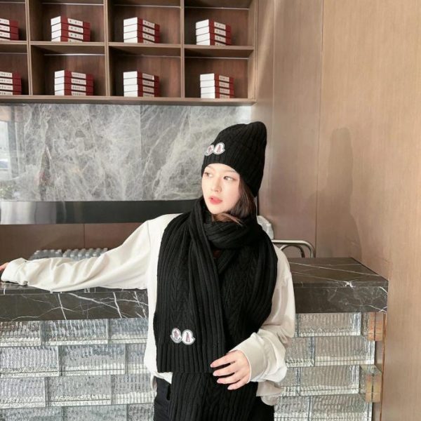 repliche,replica,perfette,siti di,affidabili,migliori siti,dove comprare,1:1,scarpe da ginnastica MONCLER Set classico cappello e sciarpa