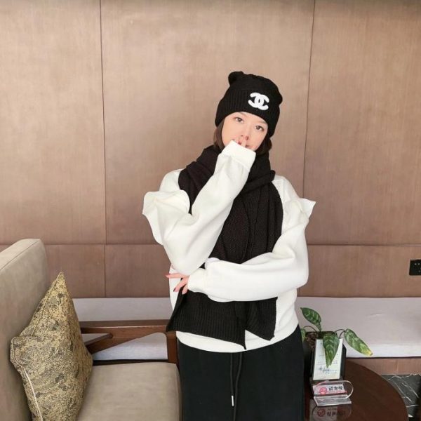 repliche,replica,perfette,siti di,affidabili,migliori siti,dove comprare,1:1,scarpe da ginnastica Nuovo set cappello e sciarpa Chanel