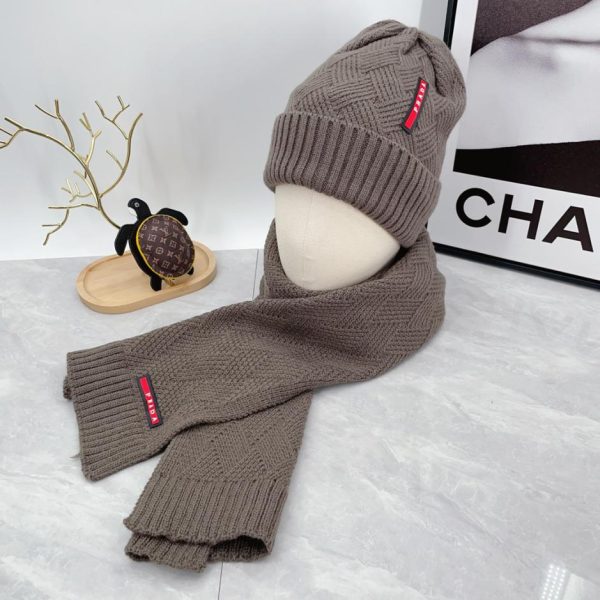repliche,replica,perfette,siti di,affidabili,migliori siti,dove comprare,1:1,scarpe da ginnastica Sciarpa cappello da abito nuovo classico Prada
