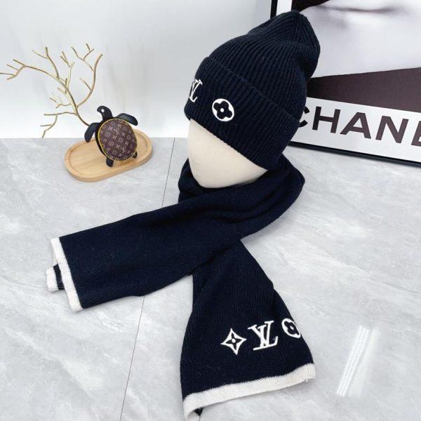 repliche,replica,perfette,siti di,affidabili,migliori siti,dove comprare,1:1,scarpe da ginnastica Cappelli e sciarpe della serie di abiti in lana e cashmere Louis Vuitton per uomo e donna