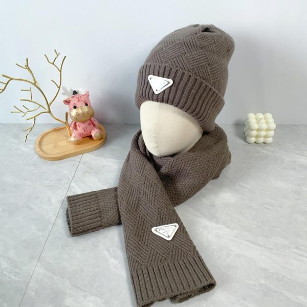 repliche,replica,perfette,siti di,affidabili,migliori siti,dove comprare,1:1,scarpe da ginnastica Cappello due pezzi Prada in lana