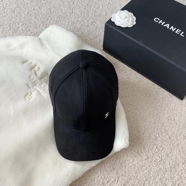 repliche,replica,perfette,siti di,affidabili,migliori siti,dove comprare,1:1,scarpe da ginnastica Berretto Chanel in pelle scamosciata