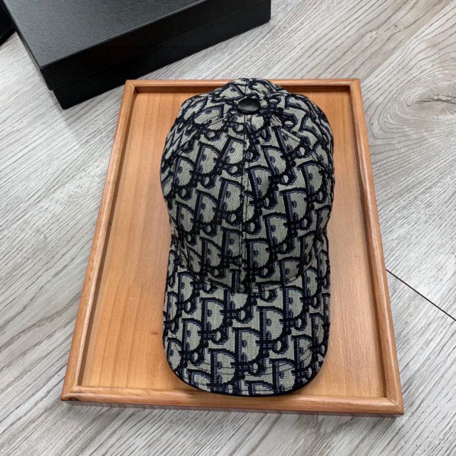 repliche,replica,perfette,siti di,affidabili,migliori siti,dove comprare,1:1,scarpe da ginnastica Fettuccia Dior: l’ultimo stile del vecchio stile floreale repliche,replica,perfette,siti di,affidabili,migliori siti,dove comprare,1:1,scarpe da ginnastica Fettuccia Dior: l’ultimo stile del vecchio stile floreale