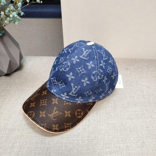 repliche,replica,perfette,siti di,affidabili,migliori siti,dove comprare,1:1,scarpe da ginnastica Berretto da baseball Louis Vuitton presbyopic in pelle versione alta blu scuro