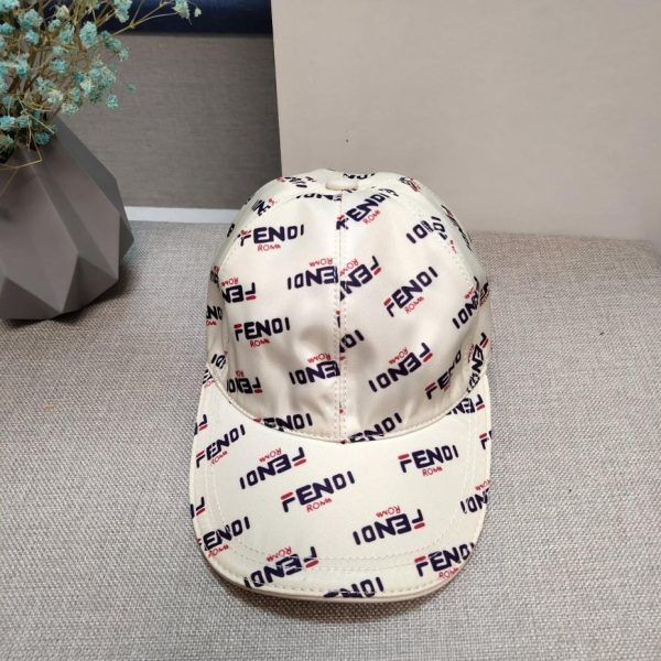 repliche,replica,perfette,siti di,affidabili,migliori siti,dove comprare,1:1,scarpe da ginnastica Cappello da baseball Fendi versione alta