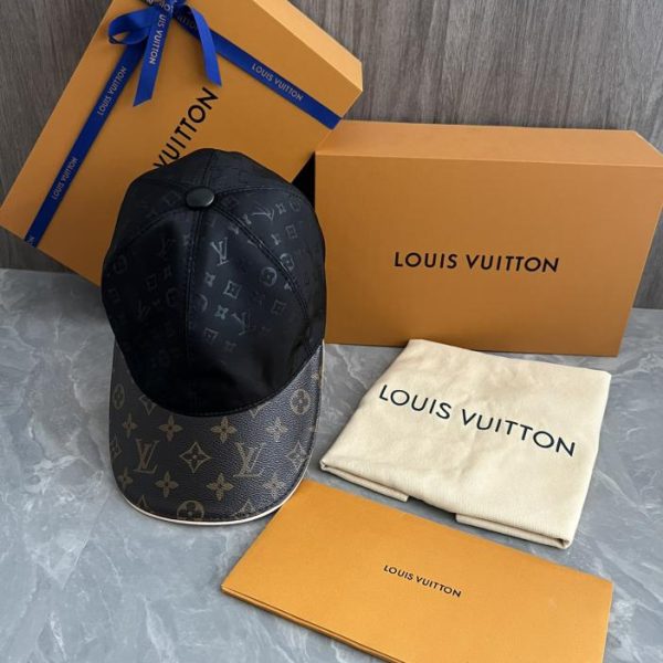 repliche,replica,perfette,siti di,affidabili,migliori siti,dove comprare,1:1,scarpe da ginnastica Il nuovo berretto con visiera di Louis Vuitton