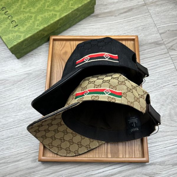 repliche,replica,perfette,siti di,affidabili,migliori siti,dove comprare,1:1,scarpe da ginnastica Modello con fettuccia Gucci: l’ultimo modello di diamante GG