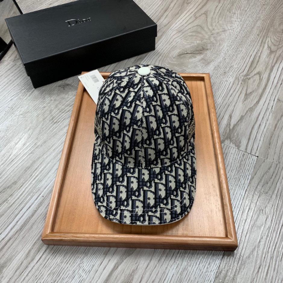 repliche,replica,perfette,siti di,affidabili,migliori siti,dove comprare,1:1,scarpe da ginnastica Fettuccia Dior: l’ultimo stile del vecchio stile floreale repliche,replica,perfette,siti di,affidabili,migliori siti,dove comprare,1:1,scarpe da ginnastica Fettuccia Dior: l’ultimo stile del vecchio stile floreale