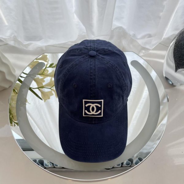 repliche,replica,perfette,siti di,affidabili,migliori siti,dove comprare,1:1,scarpe da ginnastica Chanel nuovo berretto da baseball autunno e inverno