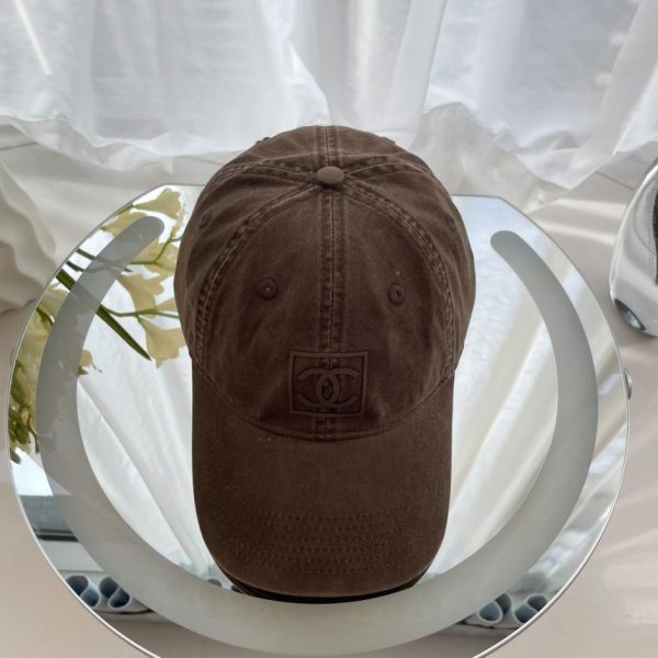 repliche,replica,perfette,siti di,affidabili,migliori siti,dove comprare,1:1,scarpe da ginnastica Chanel nuovo berretto da baseball autunno e inverno