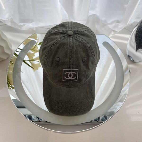 repliche,replica,perfette,siti di,affidabili,migliori siti,dove comprare,1:1,scarpe da ginnastica Chanel nuovo berretto da baseball autunno e inverno