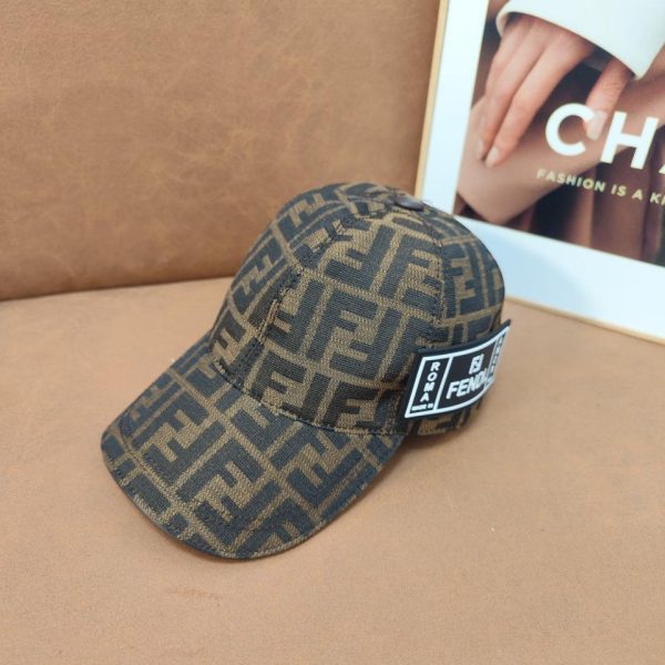repliche,replica,perfette,siti di,affidabili,migliori siti,dove comprare,1:1,scarpe da ginnastica Cappello da baseball FENDI