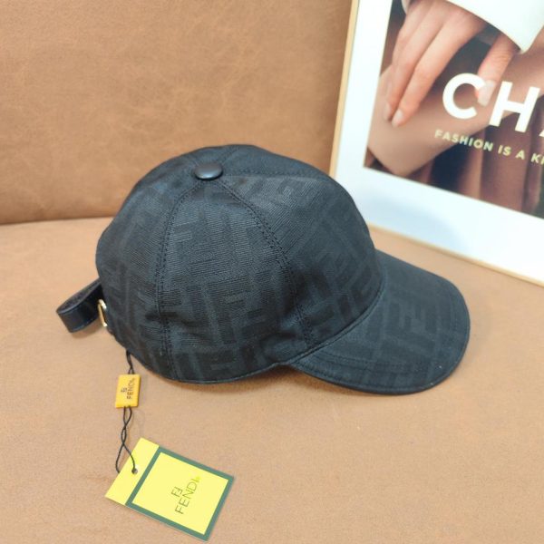 repliche,replica,perfette,siti di,affidabili,migliori siti,dove comprare,1:1,scarpe da ginnastica Cappello da baseball FENDI