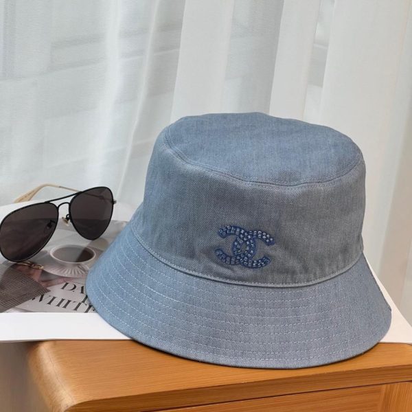 repliche,replica,perfette,siti di,affidabili,migliori siti,dove comprare,1:1,scarpe da ginnastica Cappello a secchiello Chanel 24ss nuovo stile