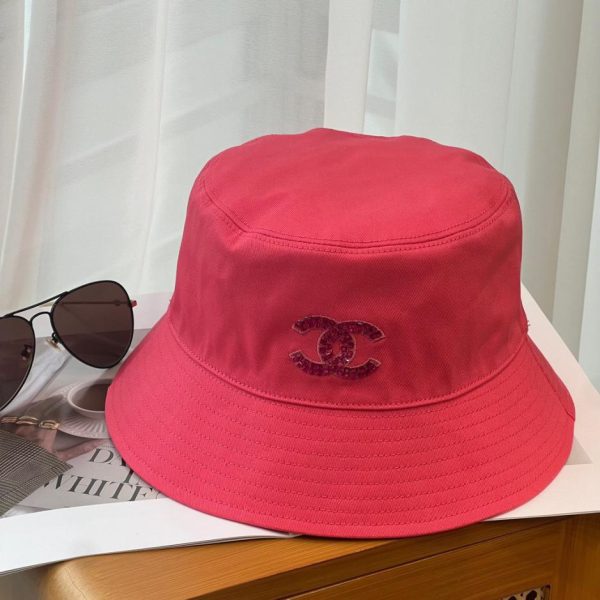 repliche,replica,perfette,siti di,affidabili,migliori siti,dove comprare,1:1,scarpe da ginnastica Cappello a secchiello Chanel 24ss nuovo stile