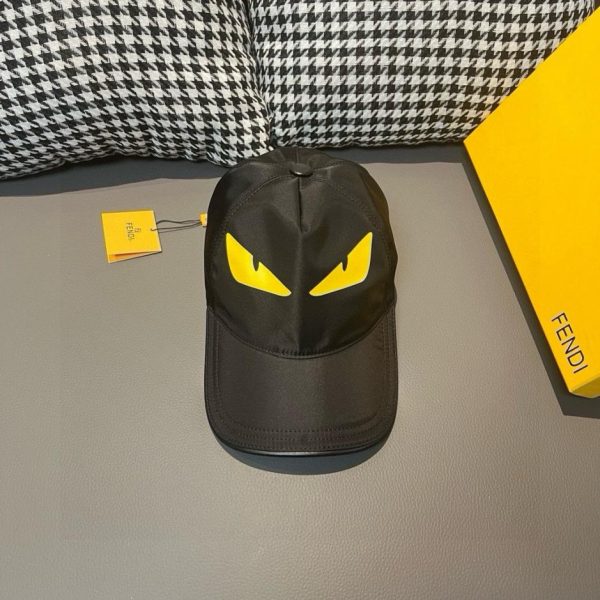 repliche,replica,perfette,siti di,affidabili,migliori siti,dove comprare,1:1,scarpe da ginnastica Nuovo berretto da baseball di Fendi