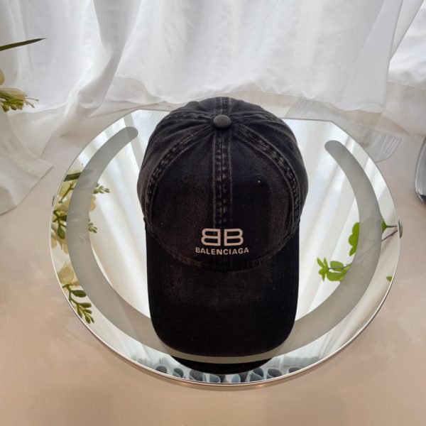 repliche,replica,perfette,siti di,affidabili,migliori siti,dove comprare,1:1,scarpe da ginnastica Nuovo berretto da baseball di Balenciaga