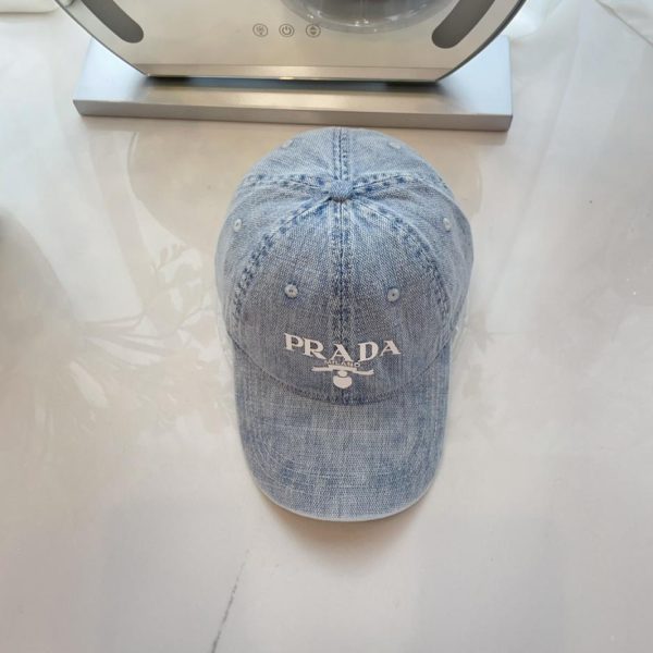 repliche,replica,perfette,siti di,affidabili,migliori siti,dove comprare,1:1,scarpe da ginnastica Nuovo berretto da baseball in denim di Prada