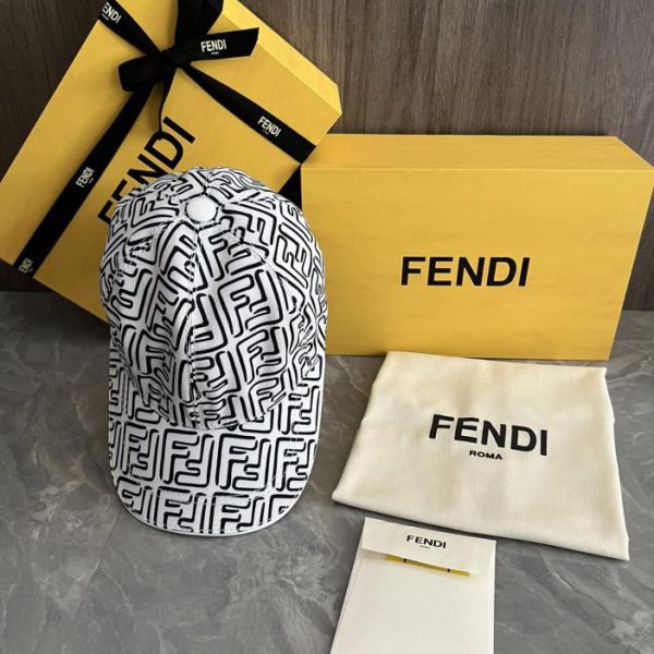 repliche,replica,perfette,siti di,affidabili,migliori siti,dove comprare,1:1,scarpe da ginnastica Classico berretto da baseball Fendi