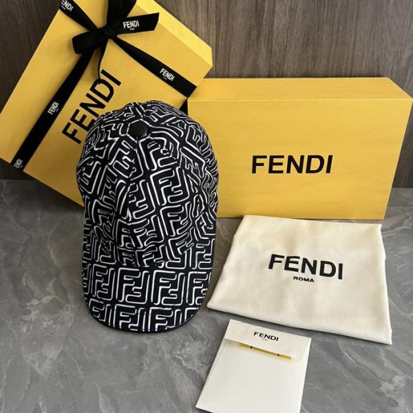 repliche,replica,perfette,siti di,affidabili,migliori siti,dove comprare,1:1,scarpe da ginnastica Classico berretto da baseball Fendi