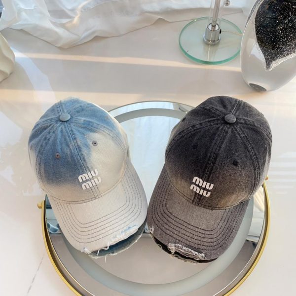 repliche,replica,perfette,siti di,affidabili,migliori siti,dove comprare,1:1,scarpe da ginnastica Nuovo berretto da baseball in denim di Miumiu