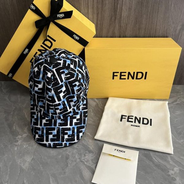 repliche,replica,perfette,siti di,affidabili,migliori siti,dove comprare,1:1,scarpe da ginnastica Classico berretto da baseball Fendi