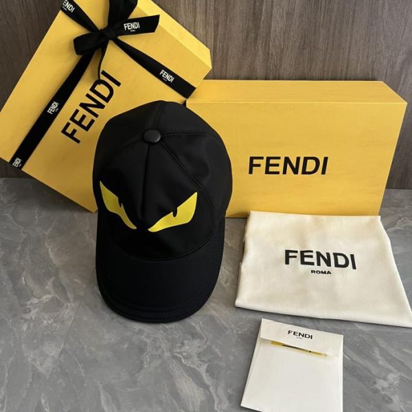 repliche,replica,perfette,siti di,affidabili,migliori siti,dove comprare,1:1,scarpe da ginnastica Classico berretto da baseball di Fendi con patch regolabile