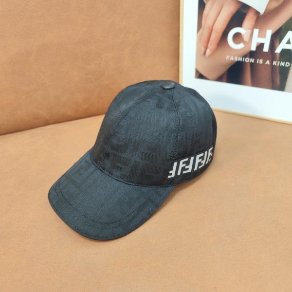repliche,replica,perfette,siti di,affidabili,migliori siti,dove comprare,1:1,scarpe da ginnastica Cappello da baseball FENDI