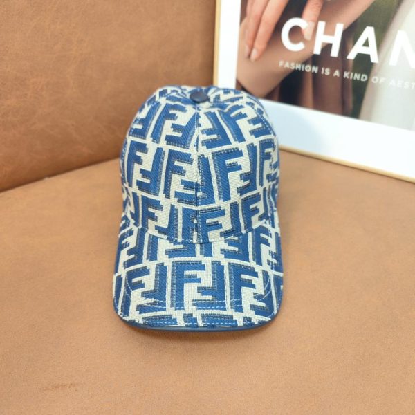repliche,replica,perfette,siti di,affidabili,migliori siti,dove comprare,1:1,scarpe da ginnastica Cappello da baseball di Fendi