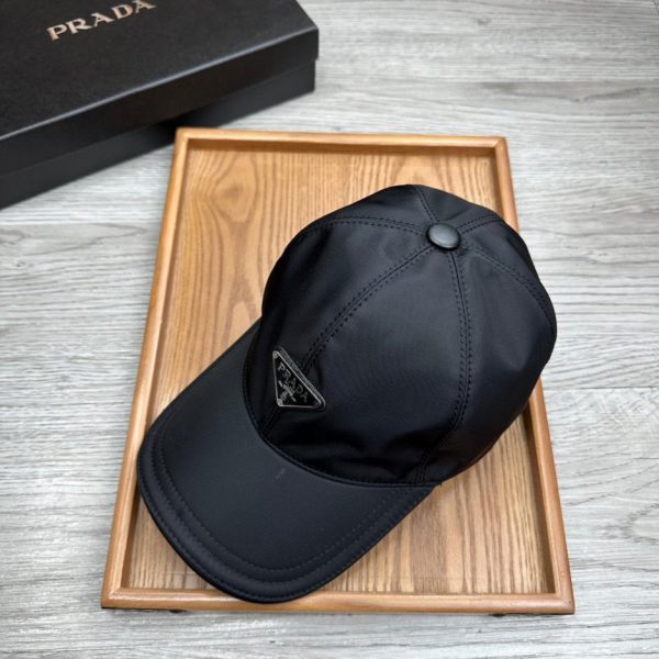 repliche,replica,perfette,siti di,affidabili,migliori siti,dove comprare,1:1,scarpe da ginnastica L’ultimo logo del triangolo Prada