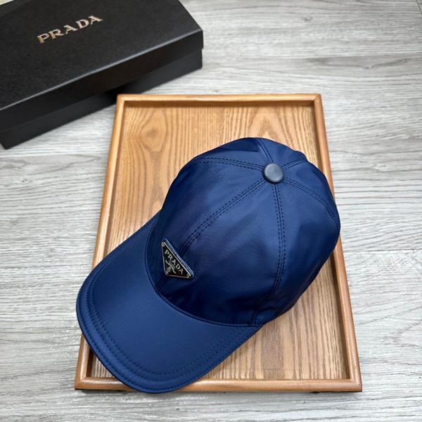 repliche,replica,perfette,siti di,affidabili,migliori siti,dove comprare,1:1,scarpe da ginnastica L’ultimo logo del triangolo Prada