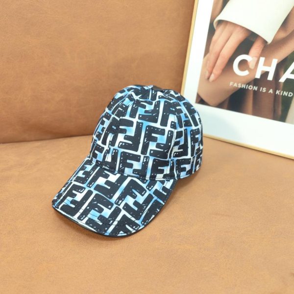 repliche,replica,perfette,siti di,affidabili,migliori siti,dove comprare,1:1,scarpe da ginnastica Cappello da baseball di Fendi