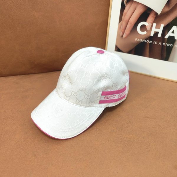 repliche,replica,perfette,siti di,affidabili,migliori siti,dove comprare,1:1,scarpe da ginnastica Cappello da baseball floreale bianco GUCCI in tessuto intrecciato versione alta