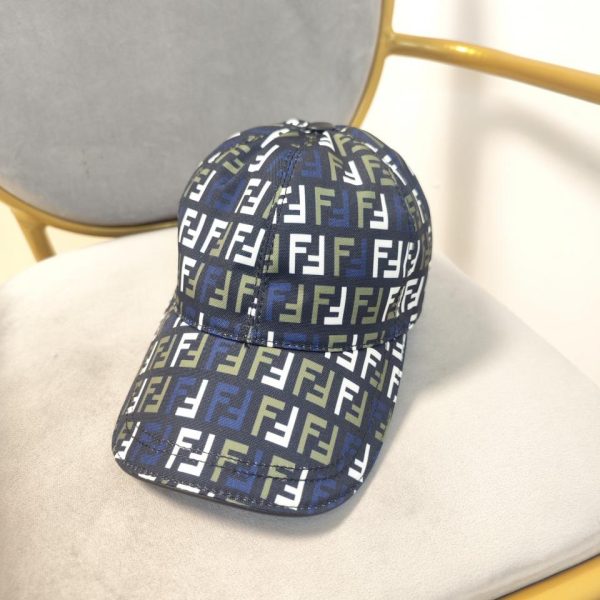 repliche,replica,perfette,siti di,affidabili,migliori siti,dove comprare,1:1,scarpe da ginnastica Cappello da baseball di Fendi