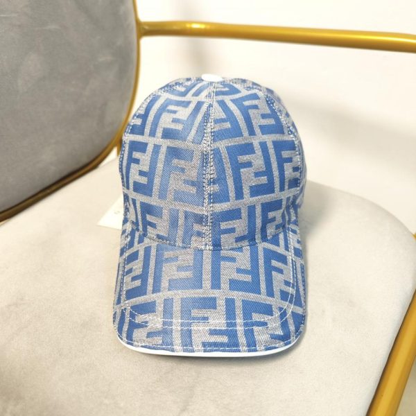 repliche,replica,perfette,siti di,affidabili,migliori siti,dove comprare,1:1,scarpe da ginnastica Cappellino da baseball Fendi nuovo stile