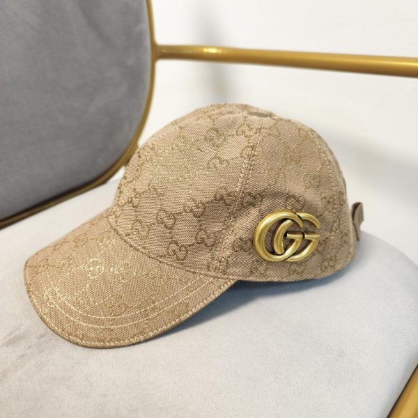 Cappello da baseball floreale GUCCI con hardware grande